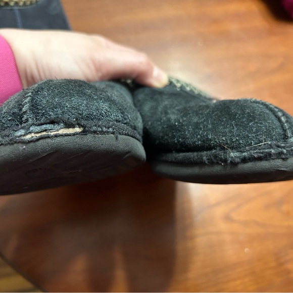 2 pairs of Tasman kids 5 navy and black - Picture 4 of 5